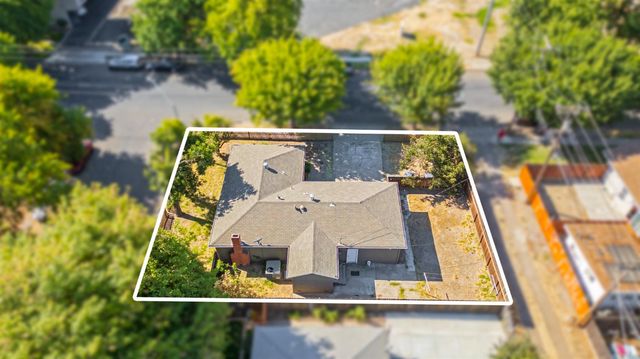 1313 Ronald Ave, Modesto, CA 95350