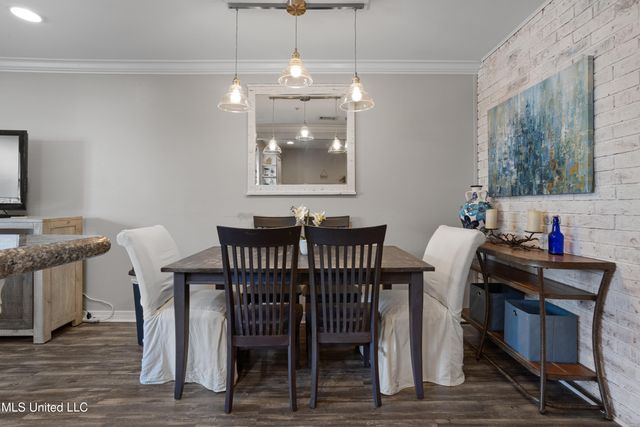 1282 Beach Boulevard, 220, Biloxi, MS 39530