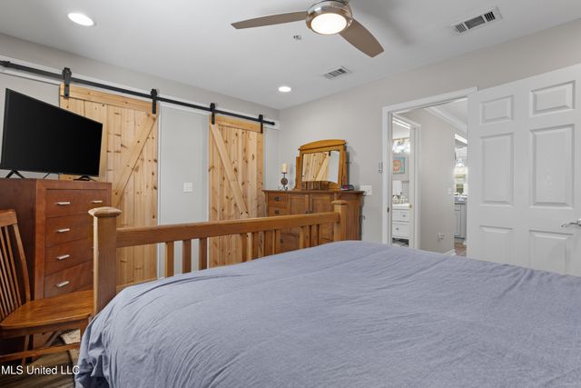 1282 Beach Boulevard, 220, Biloxi, MS 39530