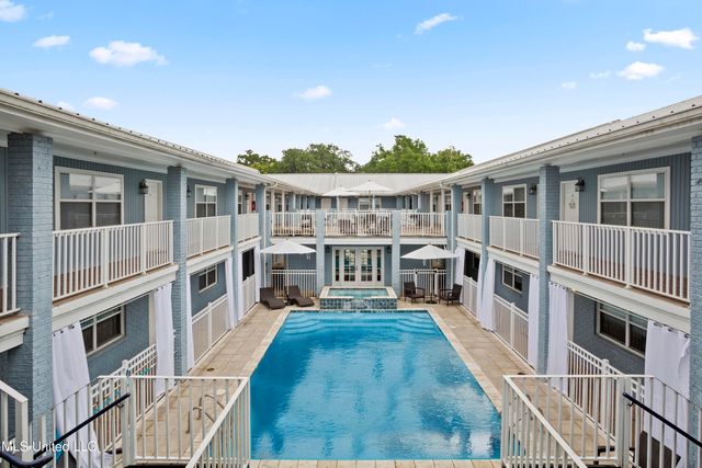 1282 Beach Boulevard, 220, Biloxi, MS 39530