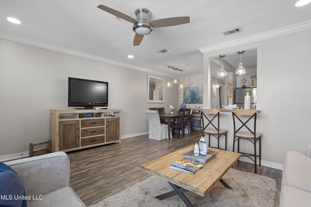 1282 Beach Boulevard, 220, Biloxi, MS 39530