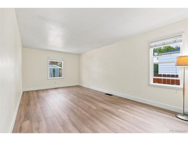 4651 S Washington St, Englewood, CO 80113