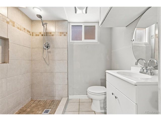 4651 S Washington St, Englewood, CO 80113