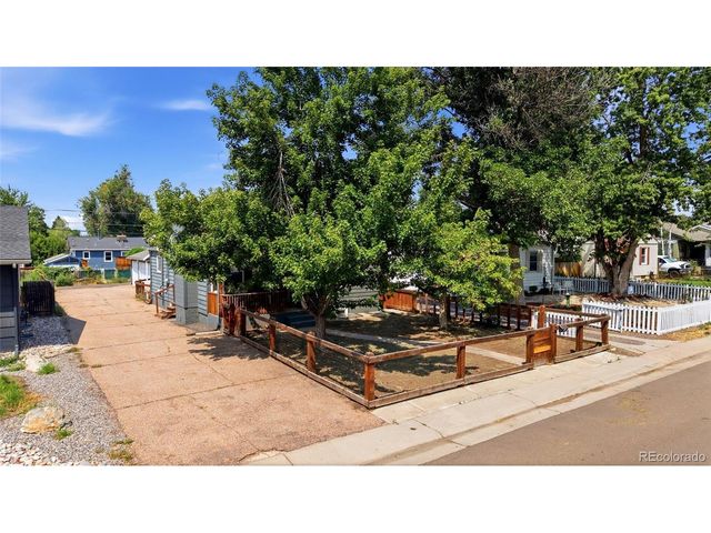 4651 S Washington St, Englewood, CO 80113
