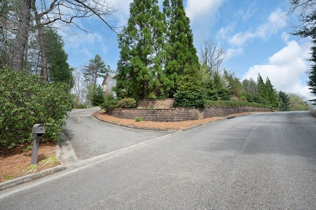 73 The Oaks Drive, Ellijay, GA 30540
