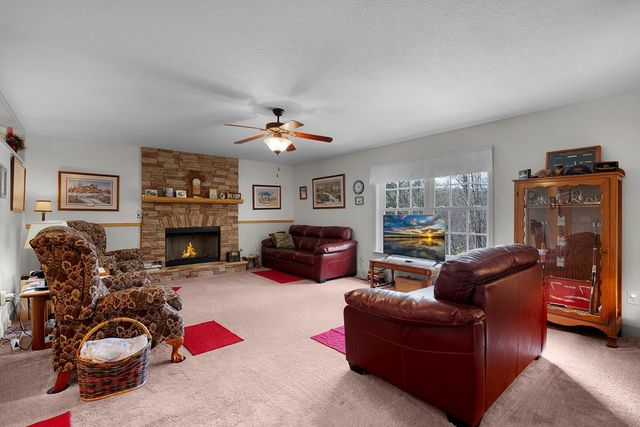 73 The Oaks Drive, Ellijay, GA 30540