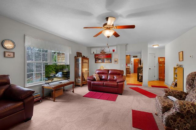 73 The Oaks Drive, Ellijay, GA 30540