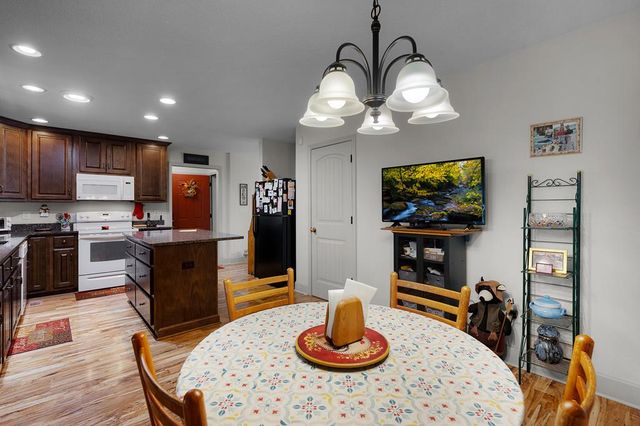 73 The Oaks Drive, Ellijay, GA 30540