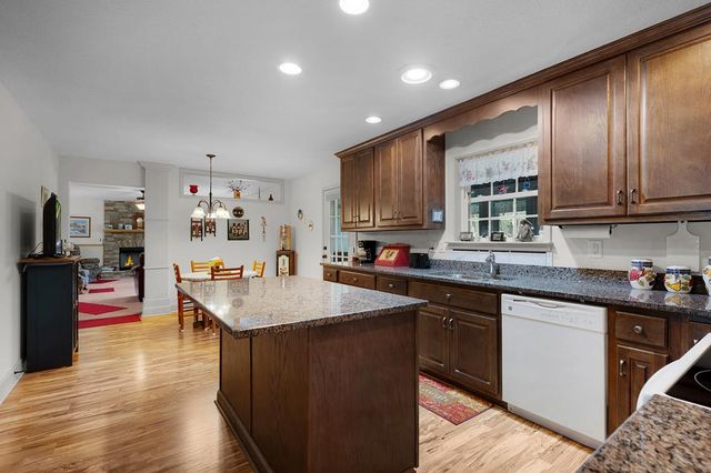 73 The Oaks Drive, Ellijay, GA 30540