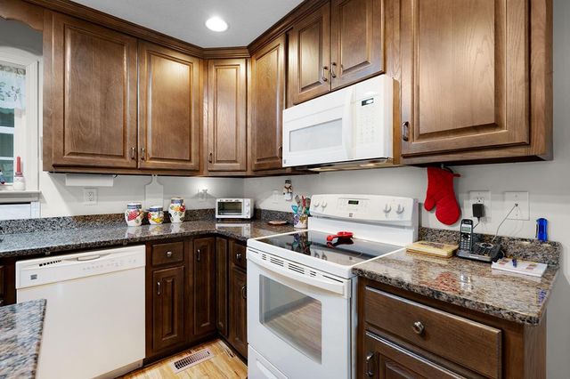 73 The Oaks Drive, Ellijay, GA 30540