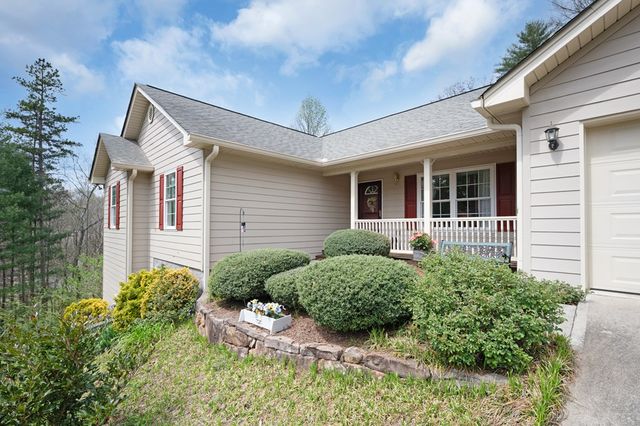 73 The Oaks Drive, Ellijay, GA 30540
