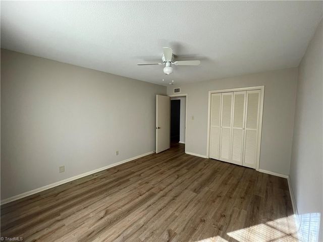 3824 Country Club Road E, Winston-salem, NC 27104