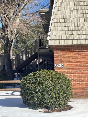 3824 Country Club Road E, Winston-salem, NC 27104