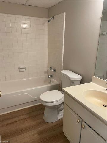 3824 Country Club Road E, Winston-salem, NC 27104