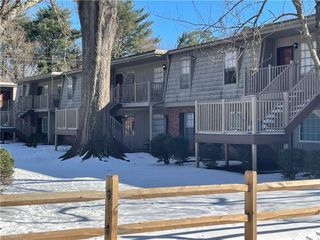 3824 Country Club Road E, Winston-salem, NC 27104