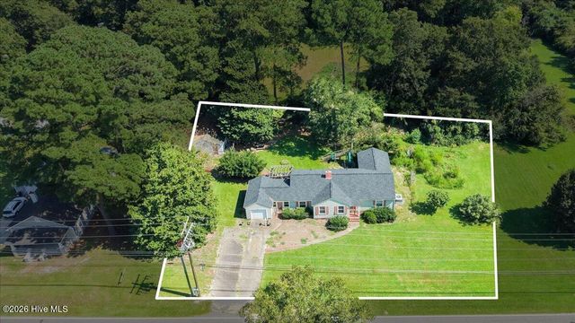 618 N Church Street, Mount Olive, NC 28365