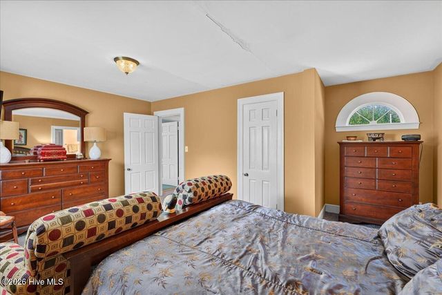 618 N Church Street, Mount Olive, NC 28365