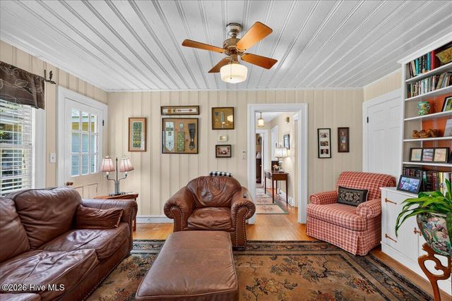 618 N Church Street, Mount Olive, NC 28365