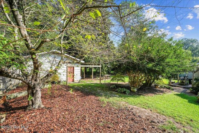618 N Church Street, Mount Olive, NC 28365