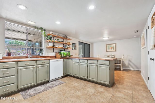 4195 E VALLEY Lane, Rimrock, AZ 86335