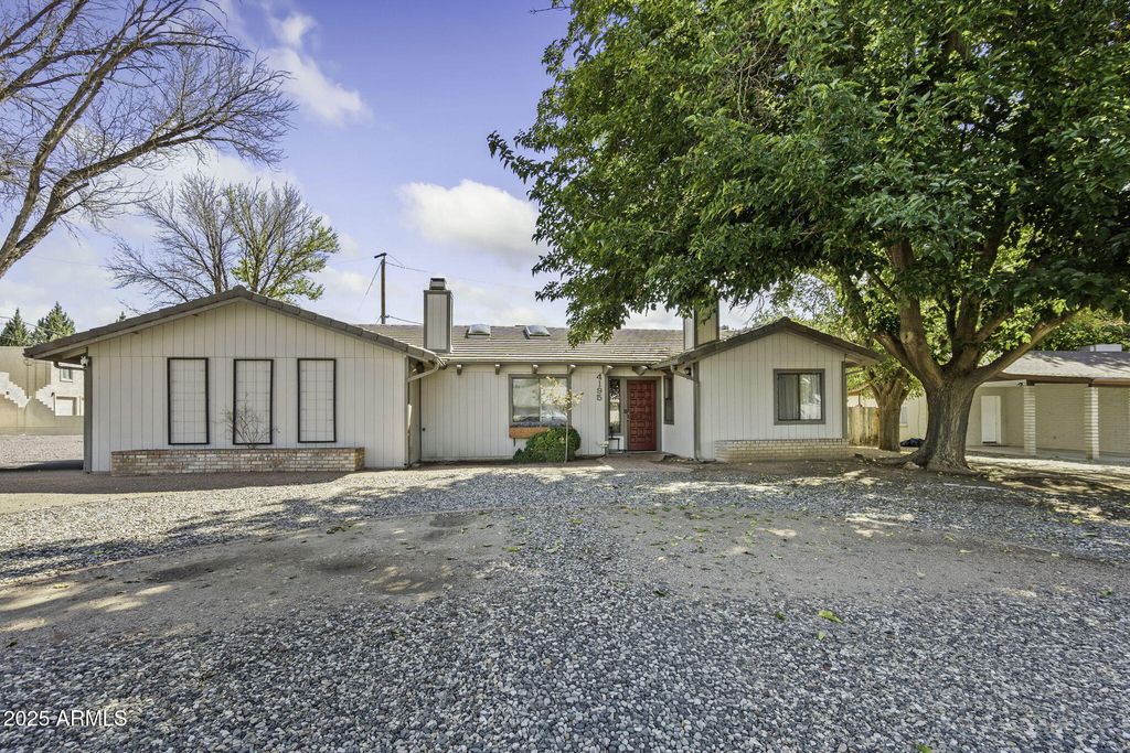 4195 E VALLEY Lane, Rimrock, AZ 86335