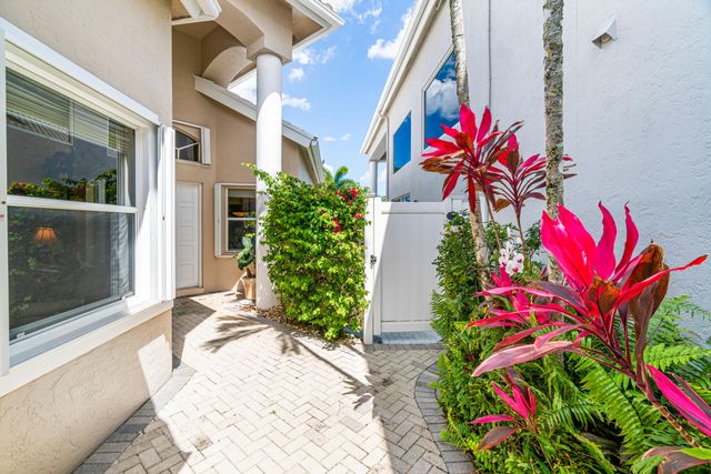 16850 Colchester Court, Delray Beach, FL 33484