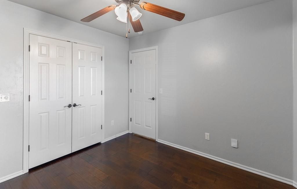 Image 6 of property listing at 808 Canyon Drive, Yukon, OK 73099