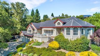 128 Village Oaks Ct, Healdsburg, CA 95448