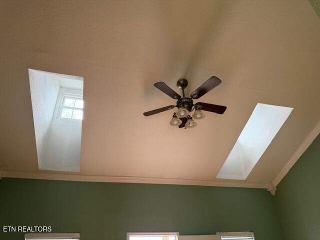 135 Lee's Chapel Rd, Sweetwater, TN 37874