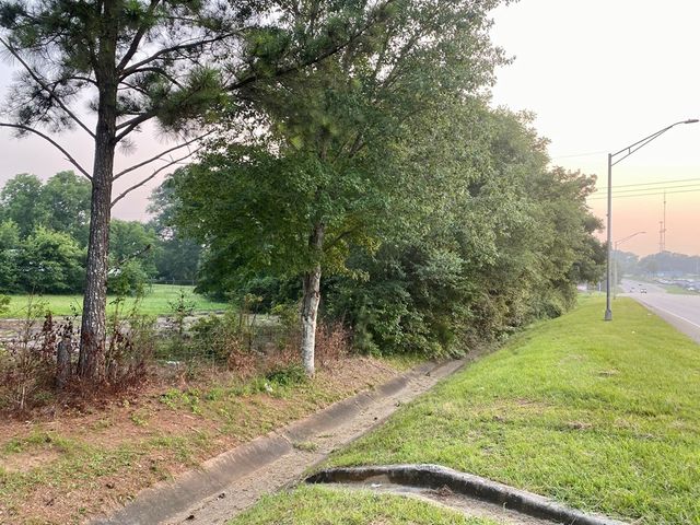1250 Lafayette Parkway, Lagrange, GA 30241