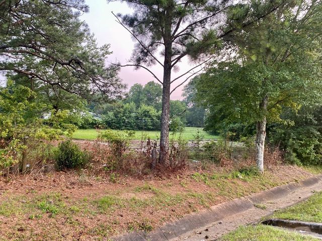 1250 Lafayette Parkway, Lagrange, GA 30241