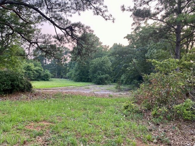 1250 Lafayette Parkway, Lagrange, GA 30241