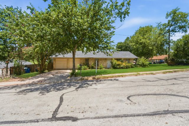 3103 Catalina DR, Austin, TX 78741