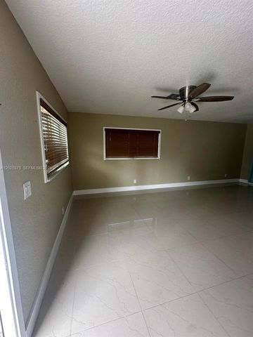 4979 SW 4th St, Margate, FL 33068