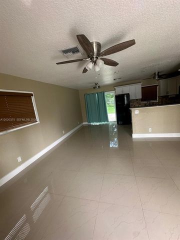 4979 SW 4th St, Margate, FL 33068