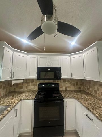 4979 SW 4th St, Margate, FL 33068