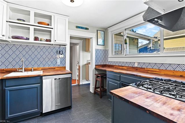 8723 Chesapeake BLVD, Norfolk, VA 23503