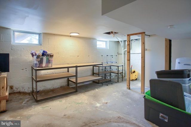 6 S 15TH ST, Camp Hill, PA 17011