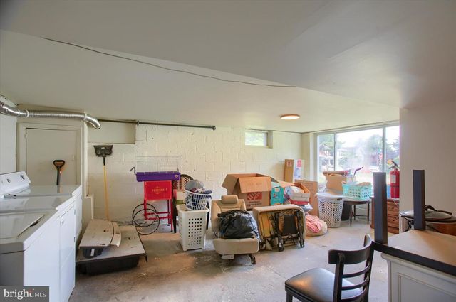 6 S 15TH ST, Camp Hill, PA 17011