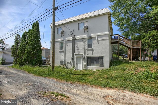 6 S 15TH ST, Camp Hill, PA 17011