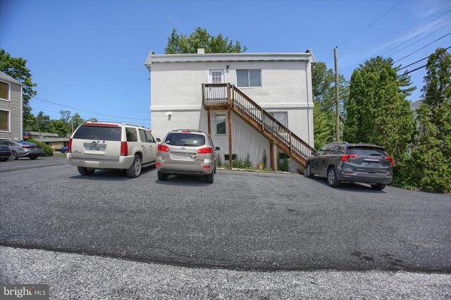 6 S 15TH ST, Camp Hill, PA 17011