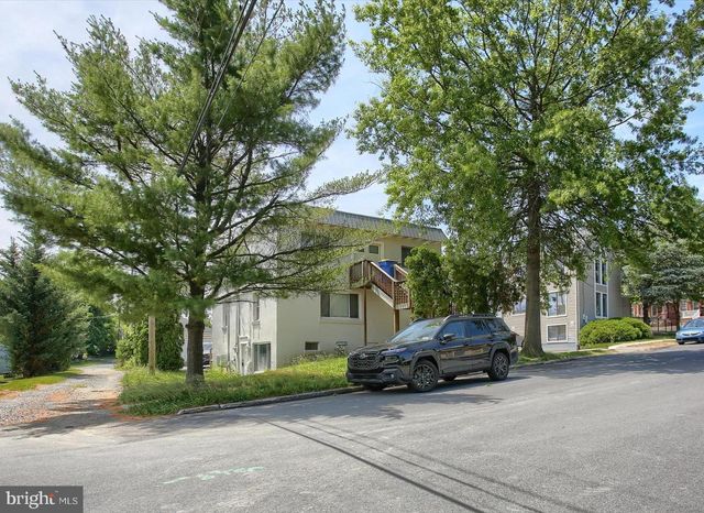 6 S 15TH ST, Camp Hill, PA 17011