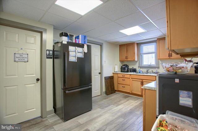 6 S 15TH ST, Camp Hill, PA 17011