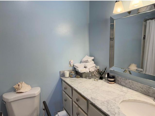 100 Pine Point Drive A, Boynton Beach, FL 33435