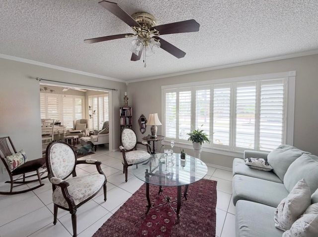 100 Pine Point Drive A, Boynton Beach, FL 33435