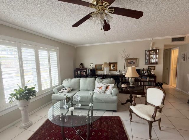 100 Pine Point Drive A, Boynton Beach, FL 33435