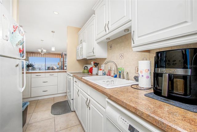 1500 PARK BEACH CIRCLE 5G, Punta Gorda, FL 33950