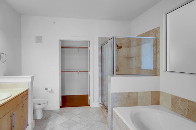 4333 Gilbert Avenue 215, Dallas, TX 75219