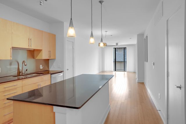 4333 Gilbert Avenue 215, Dallas, TX 75219