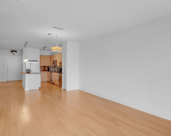 4333 Gilbert Avenue 215, Dallas, TX 75219